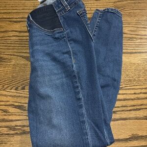 Maternity Jean size 6